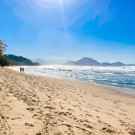 Temporada Praia das Toninhas Ubatuba 304-3